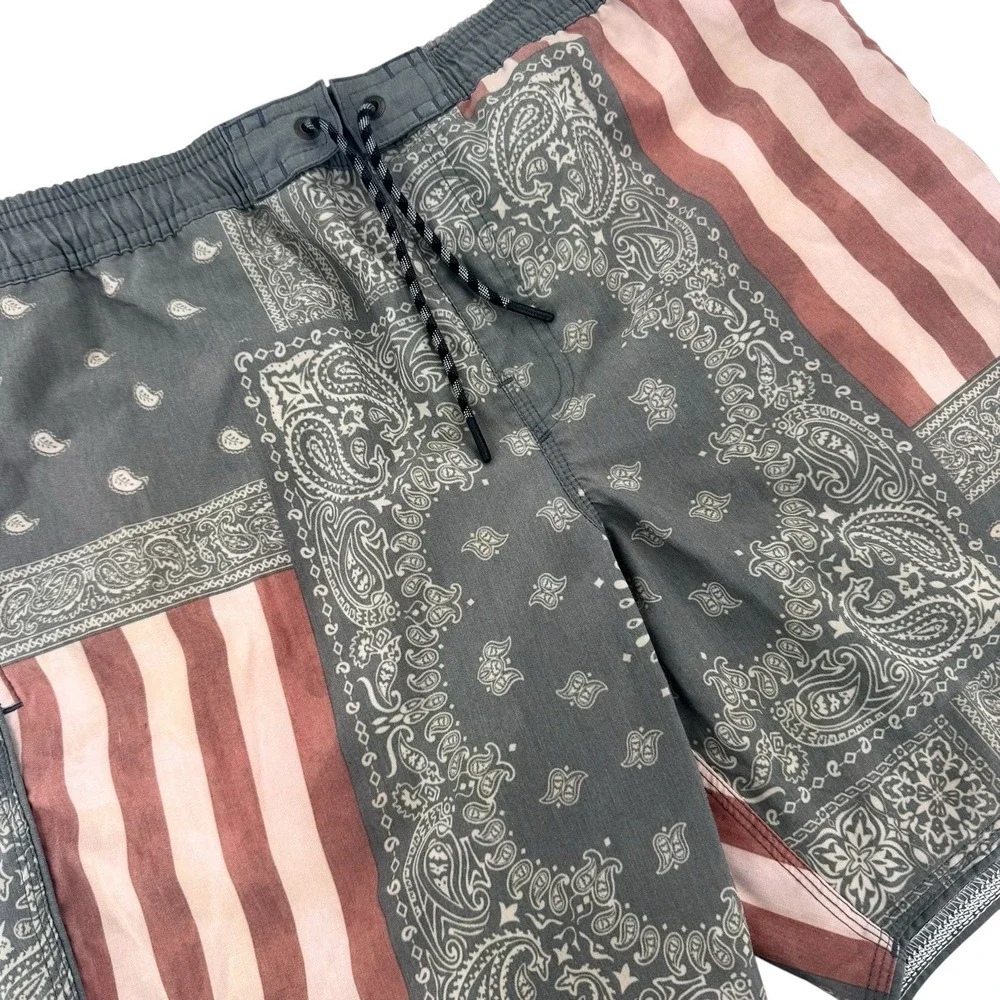 O'Neill Cruzers Board Shorts Breach‎ USA Flag Men's Size Large
